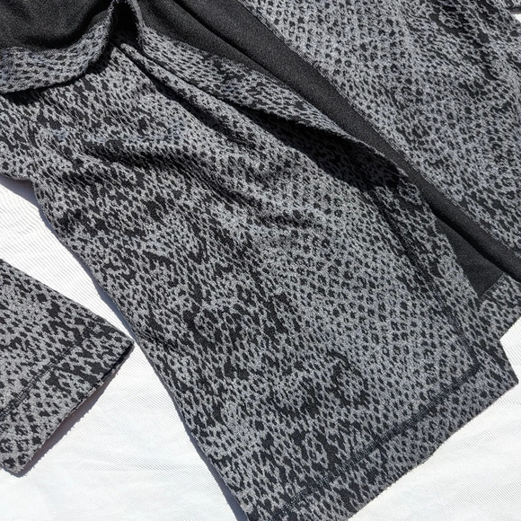 Calvin Klein Woman M Poly/Rayon/Spandex Charcoal  Open Cardigan Snake - Picture 5 of 7